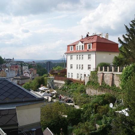Karlovy Vary, Dum U Mari Magdaleny - 100 M Od Vridla Exteriör bild